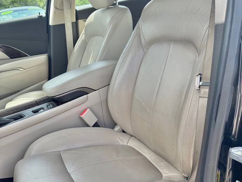 Used 2014 Buick LaCrosse Leather image 8