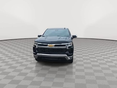 Used 2023 Chevrolet Silverado 1500 LT w/ Protection Package AWD/4WD image 3