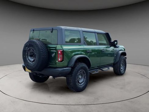 Certified 2024 Ford Bronco Everglades AWD/4WD image 9