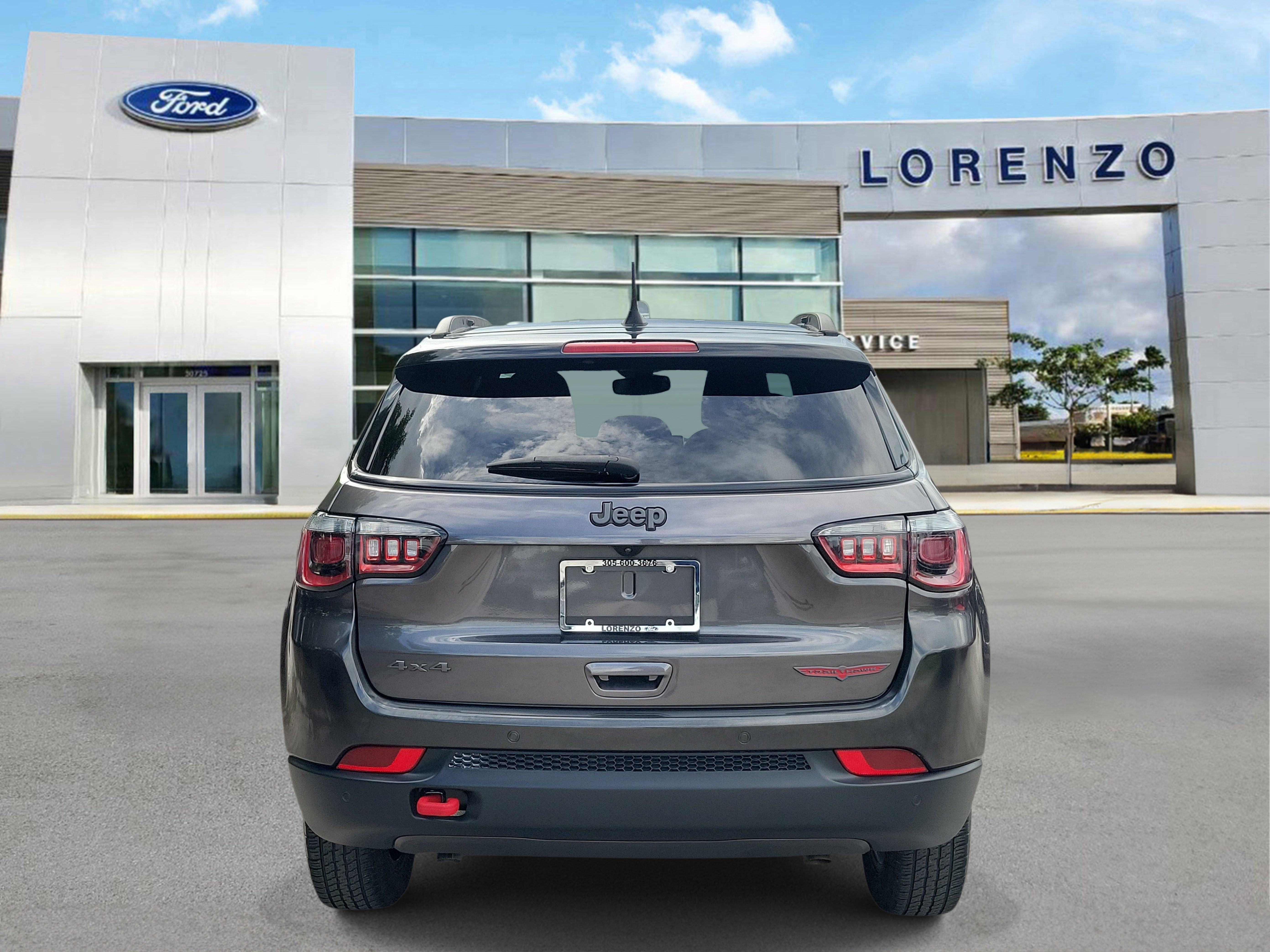 Used 2023 Jeep Compass Trailhawk AWD/4WD image 6
