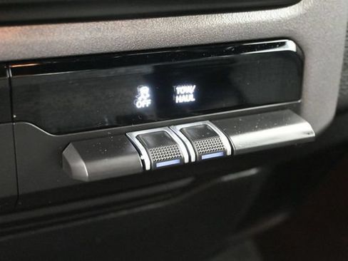 Used 2021 RAM 1500 Big Horn AWD/4WD image 26