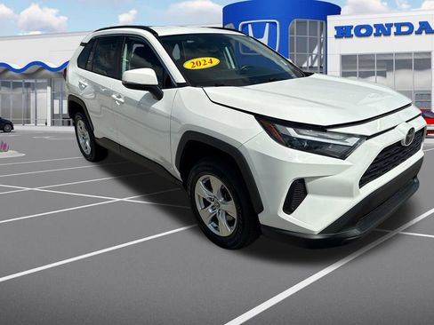 Used 2024 Toyota RAV4 XLE FWD image 1