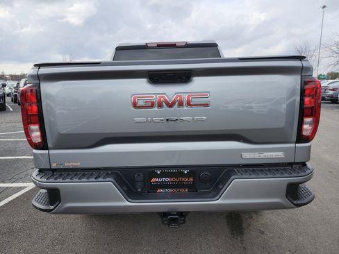 Used 2025 GMC Sierra 1500 Elevation image 21