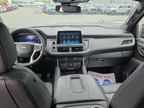 Used 2024 Chevrolet Suburban LT AWD/4WD image 26