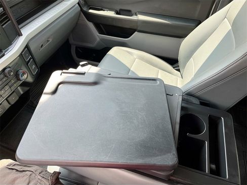 Used 2023 Ford F250 XL w/ XL Chrome Package image 31