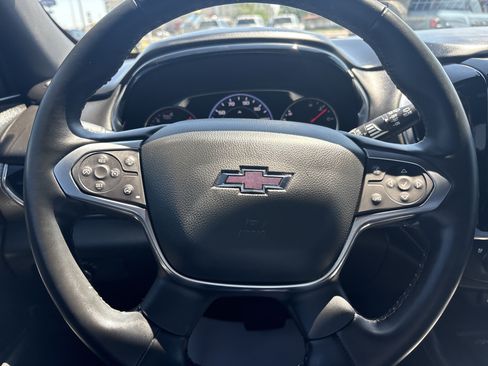 Used 2023 Chevrolet Traverse Premier w/ Redline Edition FWD image 16