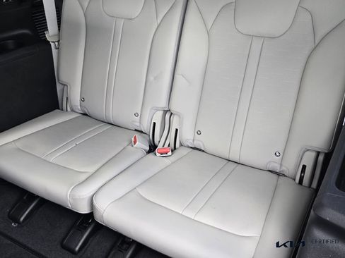 Certified 2024 Kia Sorento S w/ Panoramic Sunroof Package FWD image 12
