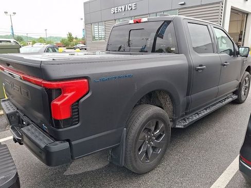 Used 2022 Ford F150 Lightning Lariat AWD/4WD image 6