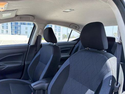 Used 2025 Nissan Versa SV FWD image 17