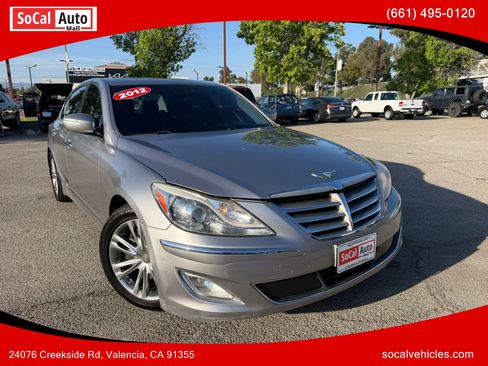 Used 2012 Hyundai Genesis 3.8 w/ Premium Pkg RWD image 1