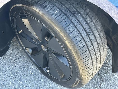 Used 2024 Tesla Model 3 Long Range image 5