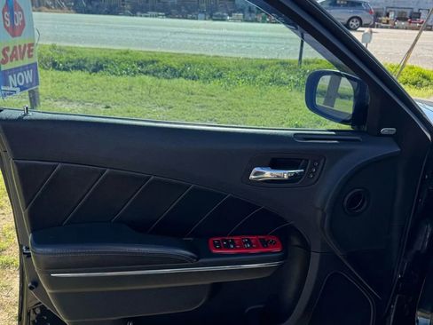 Used 2013 Dodge Charger R/T image 18
