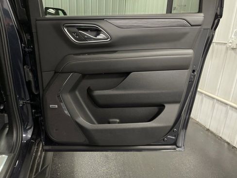 Used 2024 GMC Yukon XL SLT image 29