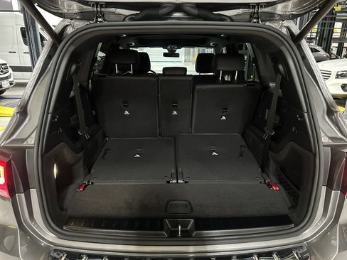 Certified 2023 Mercedes-Benz GLB 250 4MATIC image 16