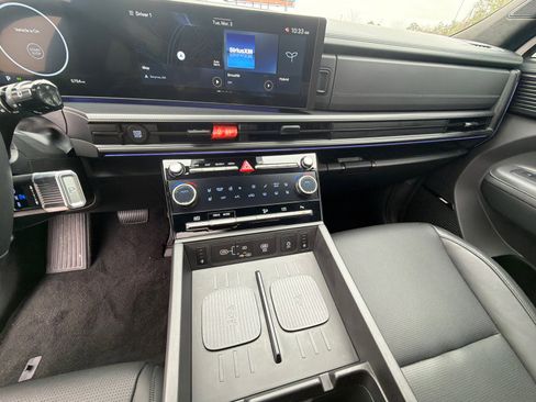 Certified 2025 Hyundai Santa Fe Calligraphy image 28