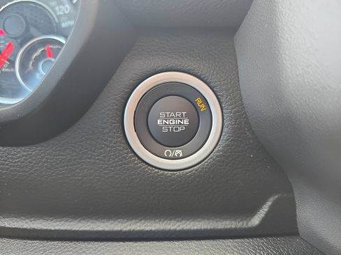 Used 2023 RAM 1500 Laramie AWD/4WD image 28