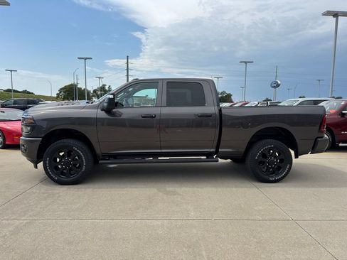 New 2026 RAM 2500 Tradesman AWD/4WD image 23
