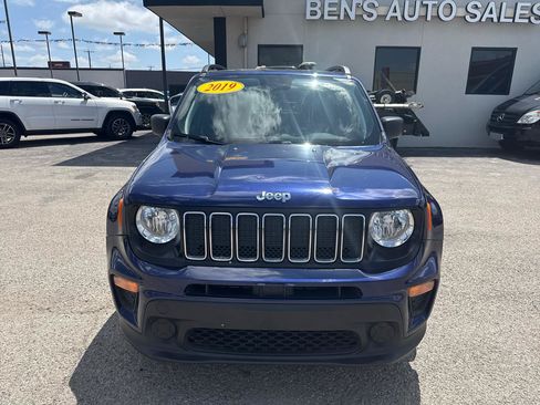 Used 2019 Jeep Renegade Sport w/ Sport Appearance Group FWD image 3