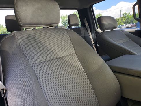 Used 2019 Ford F150 XLT w/ Equipment Group 302A Luxury AWD/4WD image 39