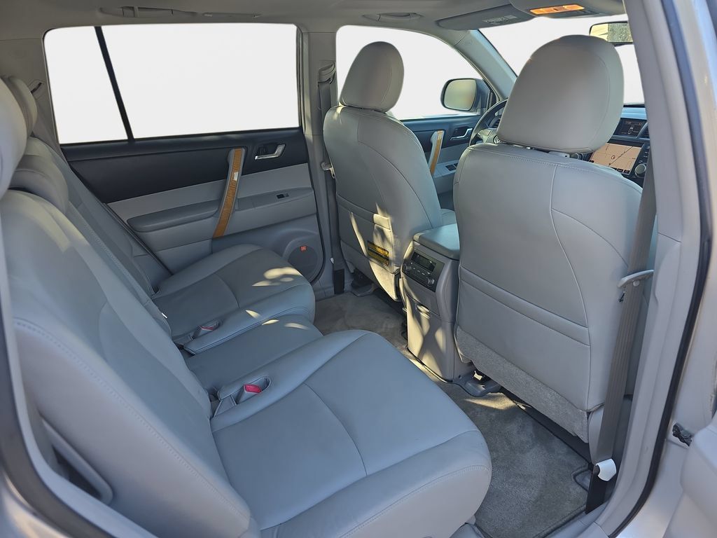 Used 2009 Toyota Highlander Limited AWD/4WD image 14