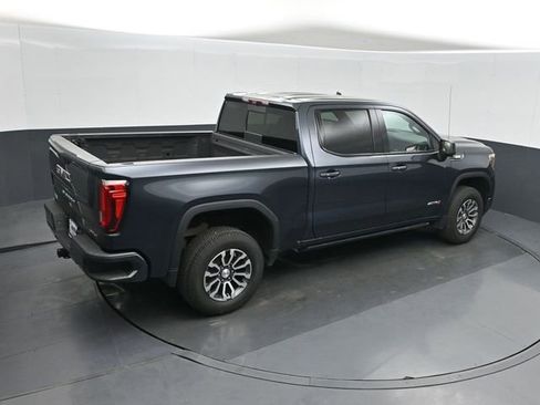 Used 2021 GMC Sierra 1500 AT4 w/ AT4 Premium Package AWD/4WD image 34