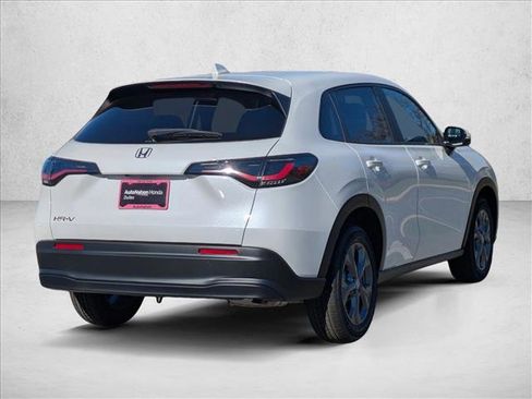 New 2026 Honda HR-V LX image 2