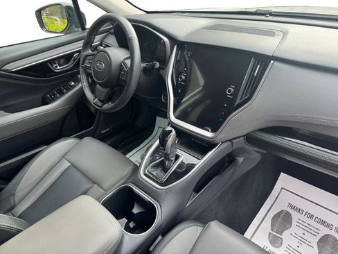 Used 2024 Subaru Outback Onyx Edition AWD/4WD image 4