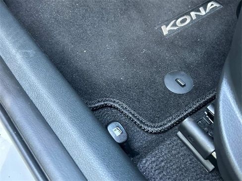 Used 2022 Hyundai Kona SEL w/ Cargo Package image 22