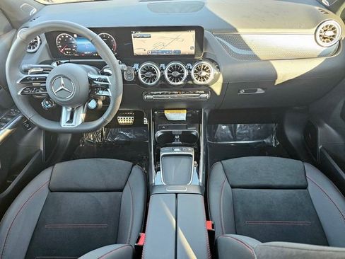 New 2025 Mercedes-Benz GLA 35 AMG 4MATIC image 26