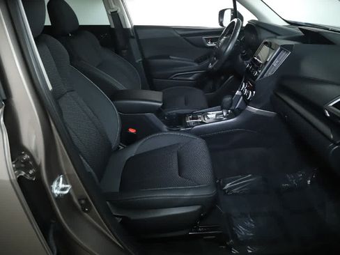 Used 2023 Subaru Forester Premium AWD/4WD image 37
