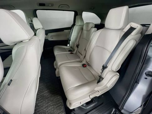 Certified 2026 Honda Odyssey EX-L image 27