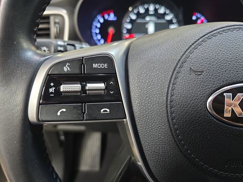 Used 2019 Kia Sorento EX FWD image 14