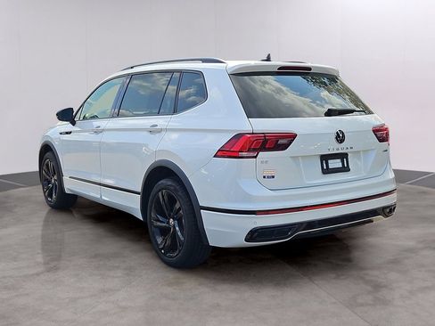 Certified 2024 Volkswagen Tiguan SE R-Line AWD/4WD image 6