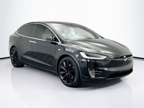 Used 2021 Tesla Model X Performance image 3