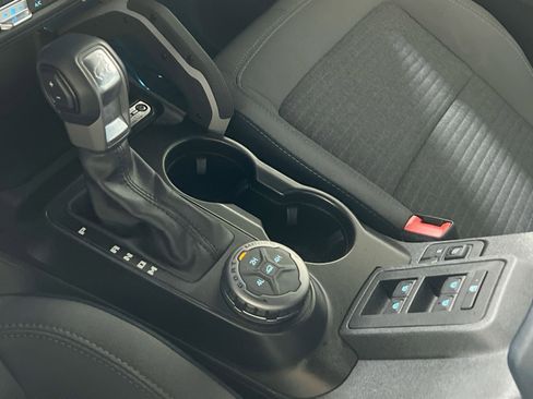 Used 2023 Ford Bronco Outer Banks image 21