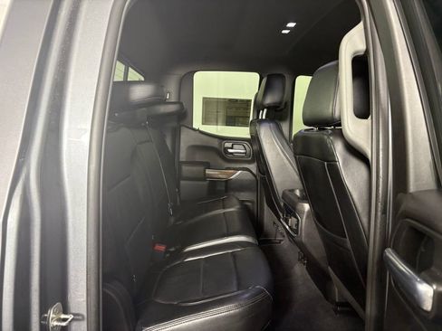 Used 2020 GMC Sierra 1500 Elevation w/ Elevation Value Package image 33