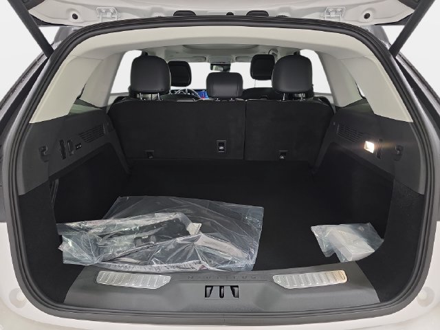 New 2026 Lincoln Nautilus Premier w/ Equipment Group 102A AWD/4WD image 30