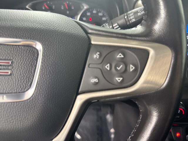 Used 2020 GMC Terrain Denali w/ Denali Premium Package AWD/4WD image 14