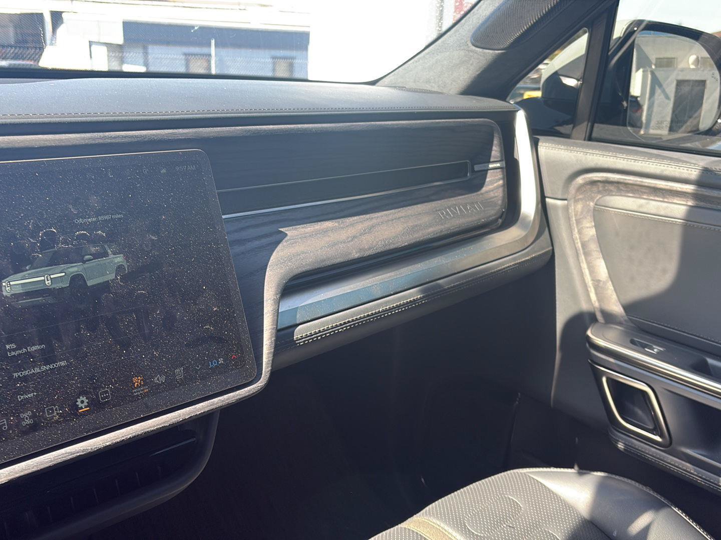 Used 2022 Rivian R1S Launch Edition Quad AWD/4WD image 12