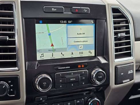 Used 2017 Ford F250 Lariat w/ Lariat Ultimate Package AWD/4WD image 23