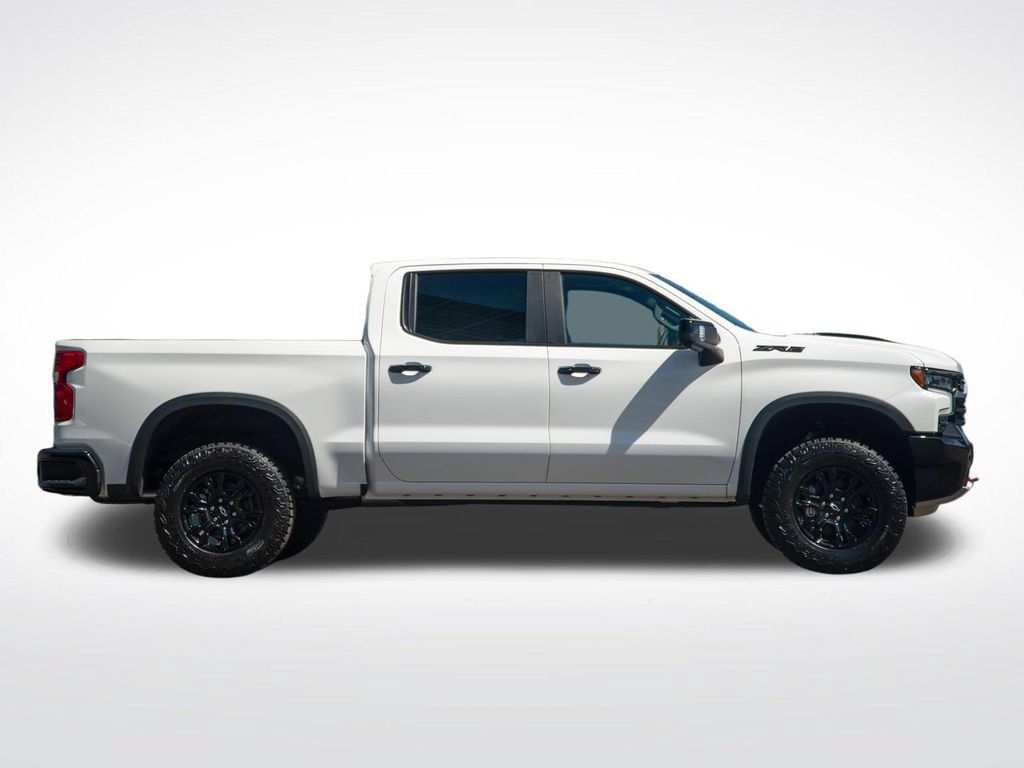 New 2026 Chevrolet Silverado 1500 ZR2 w/ LPO, Dark Essentials Package AWD/4WD image 5
