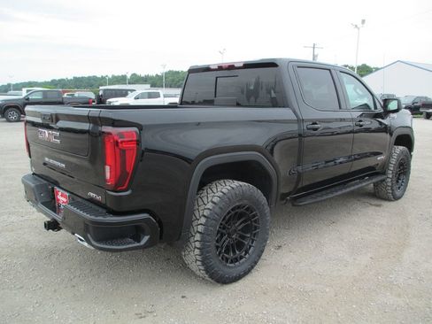 New 2026 GMC Sierra 1500 AT4 w/ AT4 Premium Package AWD/4WD image 5