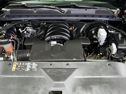 Used 2018 Chevrolet Silverado 1500 LT w/ All Star Edition image 60