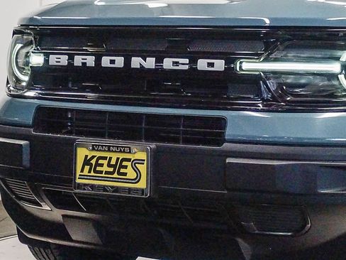 Used 2022 Ford Bronco Sport Outer Banks w/ Tech Package AWD/4WD image 8