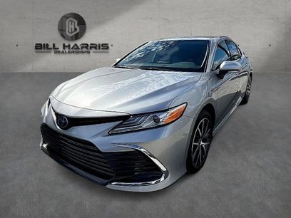 Used 2021 Toyota Camry XLE w/ Cold Weather Package