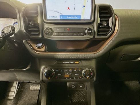 Used 2023 Ford Bronco Sport Outer Banks w/ Tech Package AWD/4WD image 16