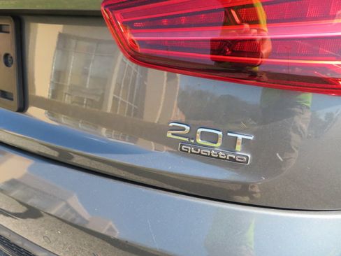 Used 2016 Audi Q3 2.0T Prestige image 4