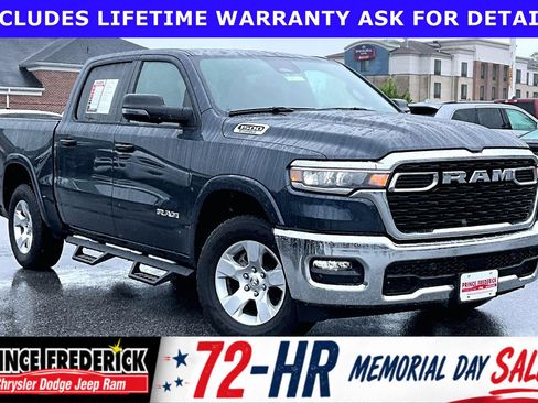 Used 2025 RAM 1500 Big Horn AWD/4WD image 1