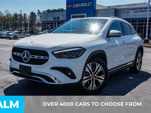 Used 2025 Mercedes-Benz GLA 250 4MATIC image 2