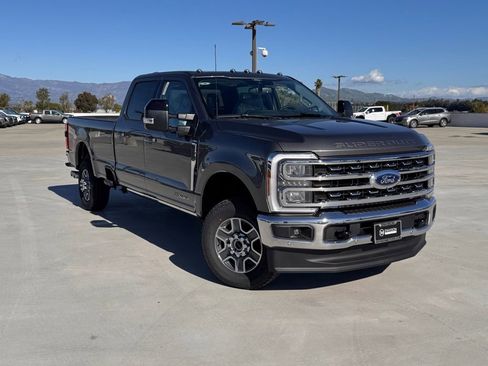 New 2026 Ford F350 Lariat w/ Lariat Ultimate Package image 2